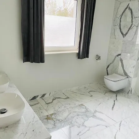 Apartament Dworek Zacisze *