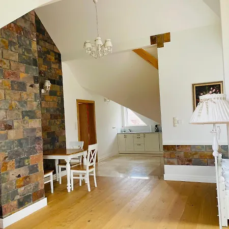 Apartament Dworek Zacisze Ściegny