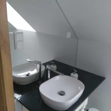 Apartament Dworek Zacisze *