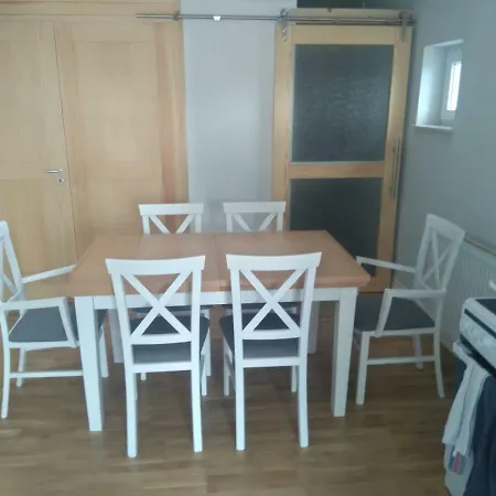 Dworek Zacisze * Ściegny
